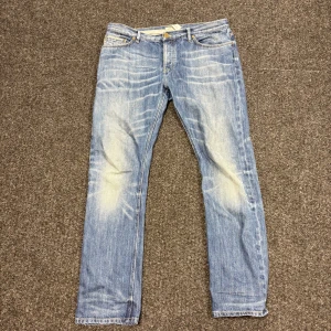 Burberry jeans  - Säljer dessa sjukt feta burberry jeans. Jeansen har riktigt bra tvätt med en straight fit passform. Vid fler bilder och frågar skriv privat!