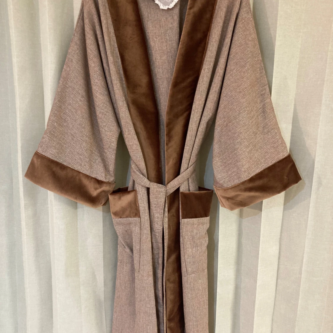 Skräddarsydd Kimono/Rock – Helt Ny - 1