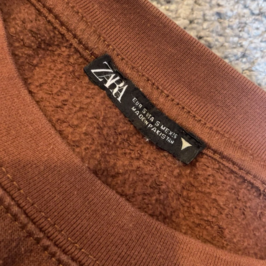 Brun sweatshirt från Zara - 2