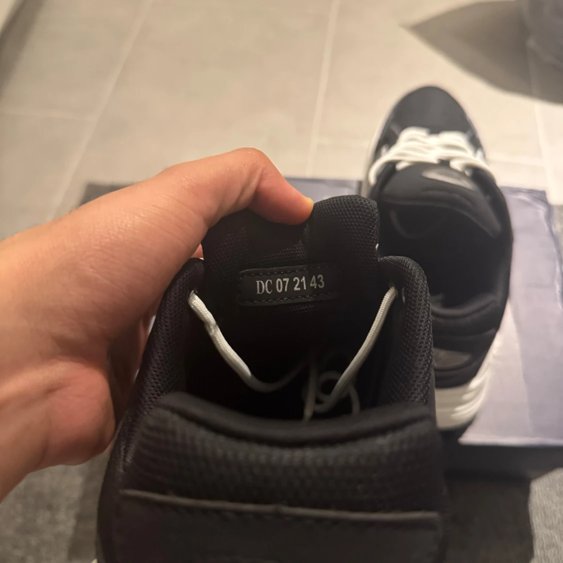 Dior B30 svarta sneakers med vit sula - 2