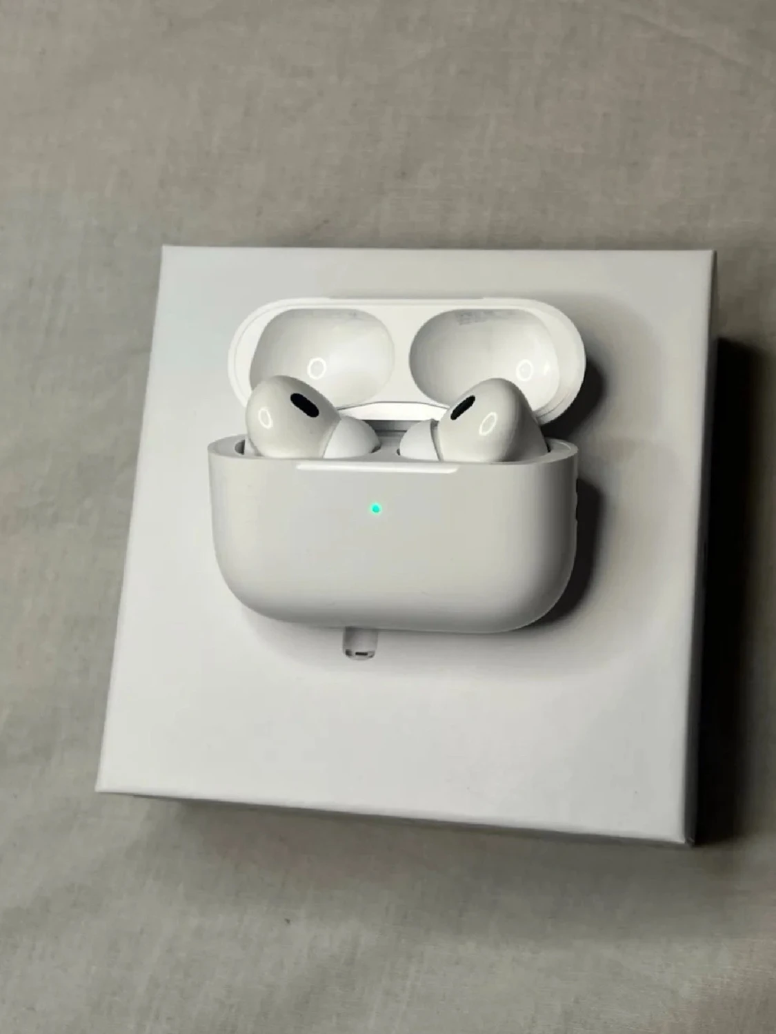 Apple AirPods Pro trådlösa hörlurar - 1