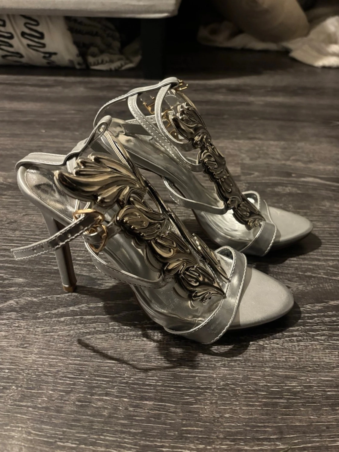 Silvriga klackar  - 2