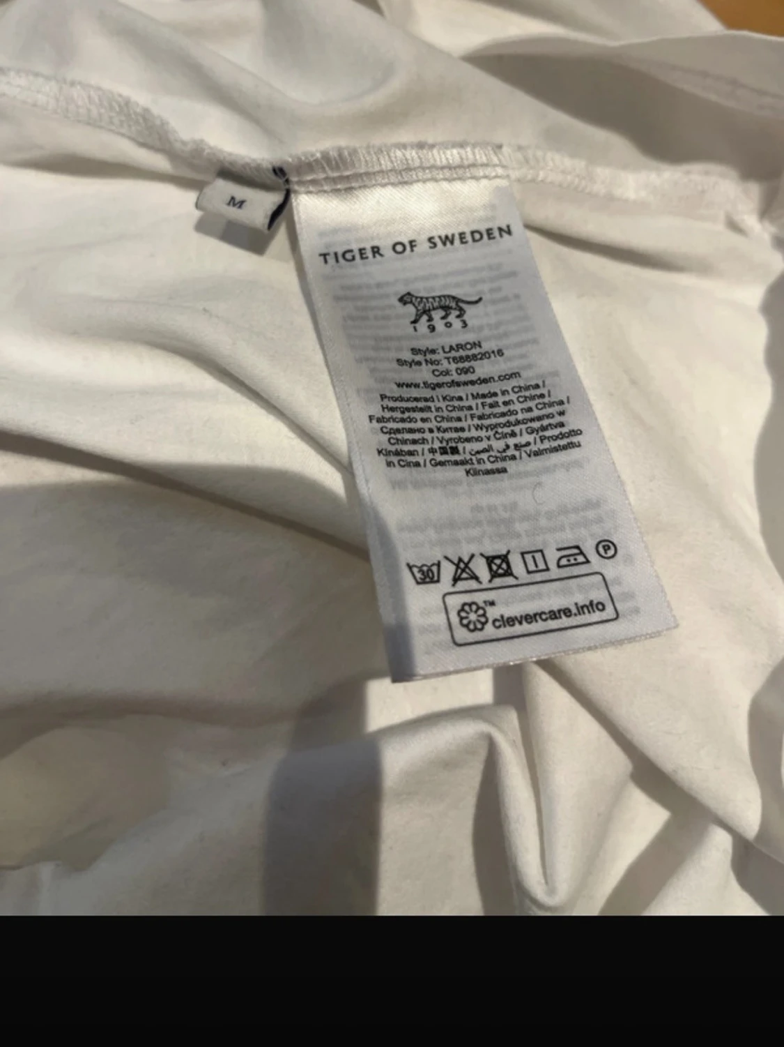 Tiger of sweden vit pike tröja / Tshirt med krage vit stolek M - 6