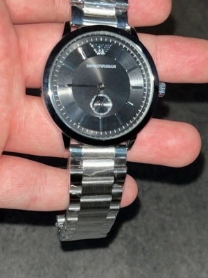 Armani klocka - En härlig och fin Armani klocka. Super kvalité. Pris går att diskuteras vid snabb affär.