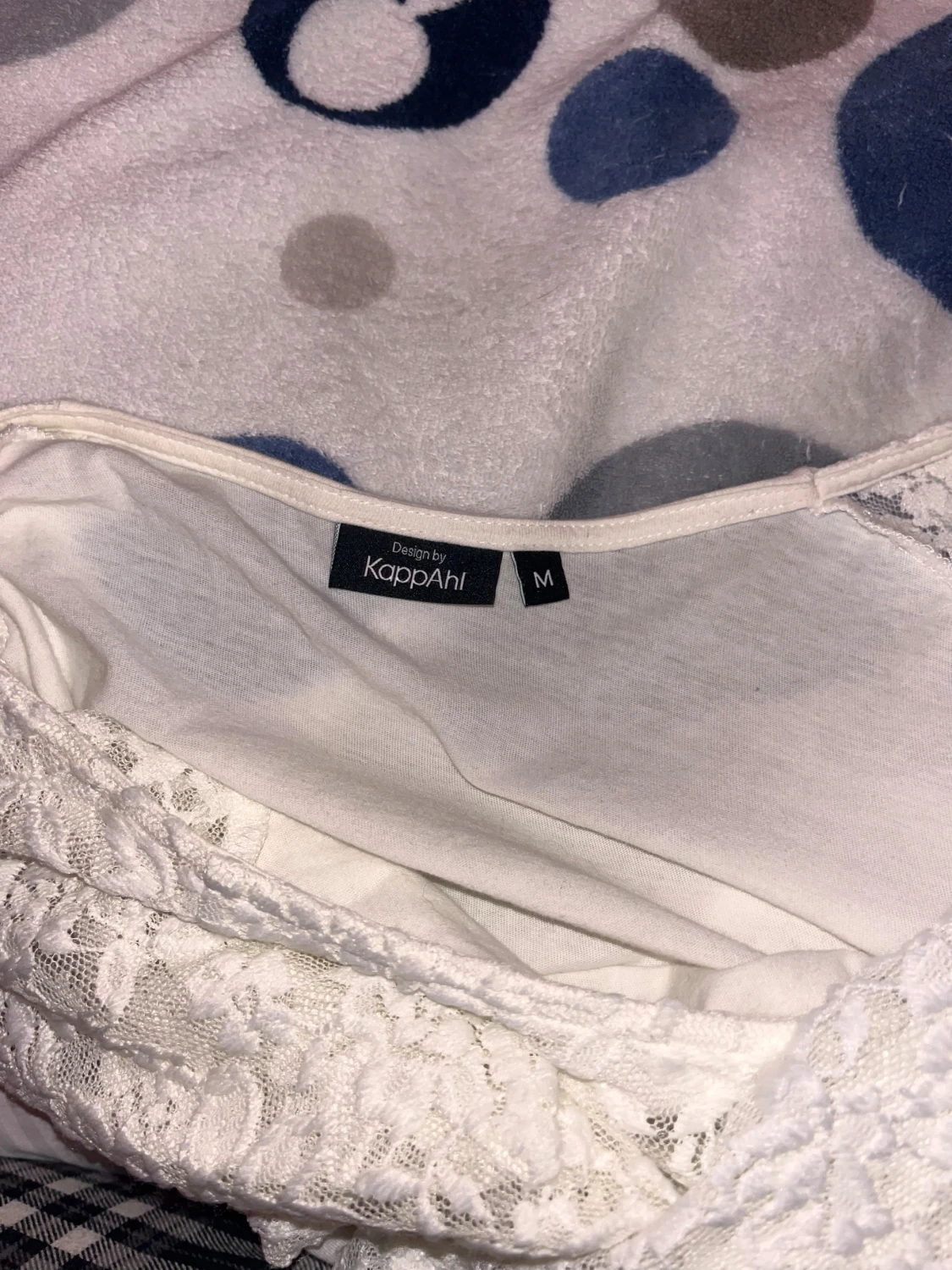 Vit spetsblus från KappAhl - 2