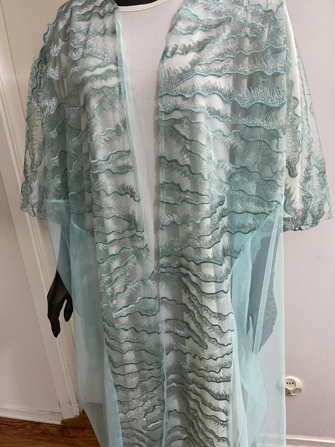 Ljusblå långklänning i mesh - 2