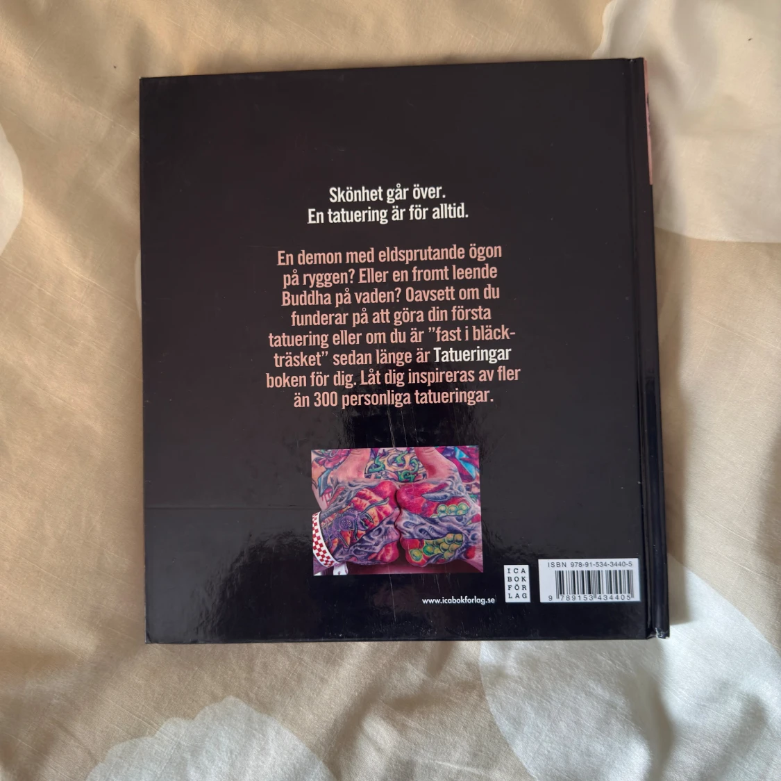 Tatuering bok - 1