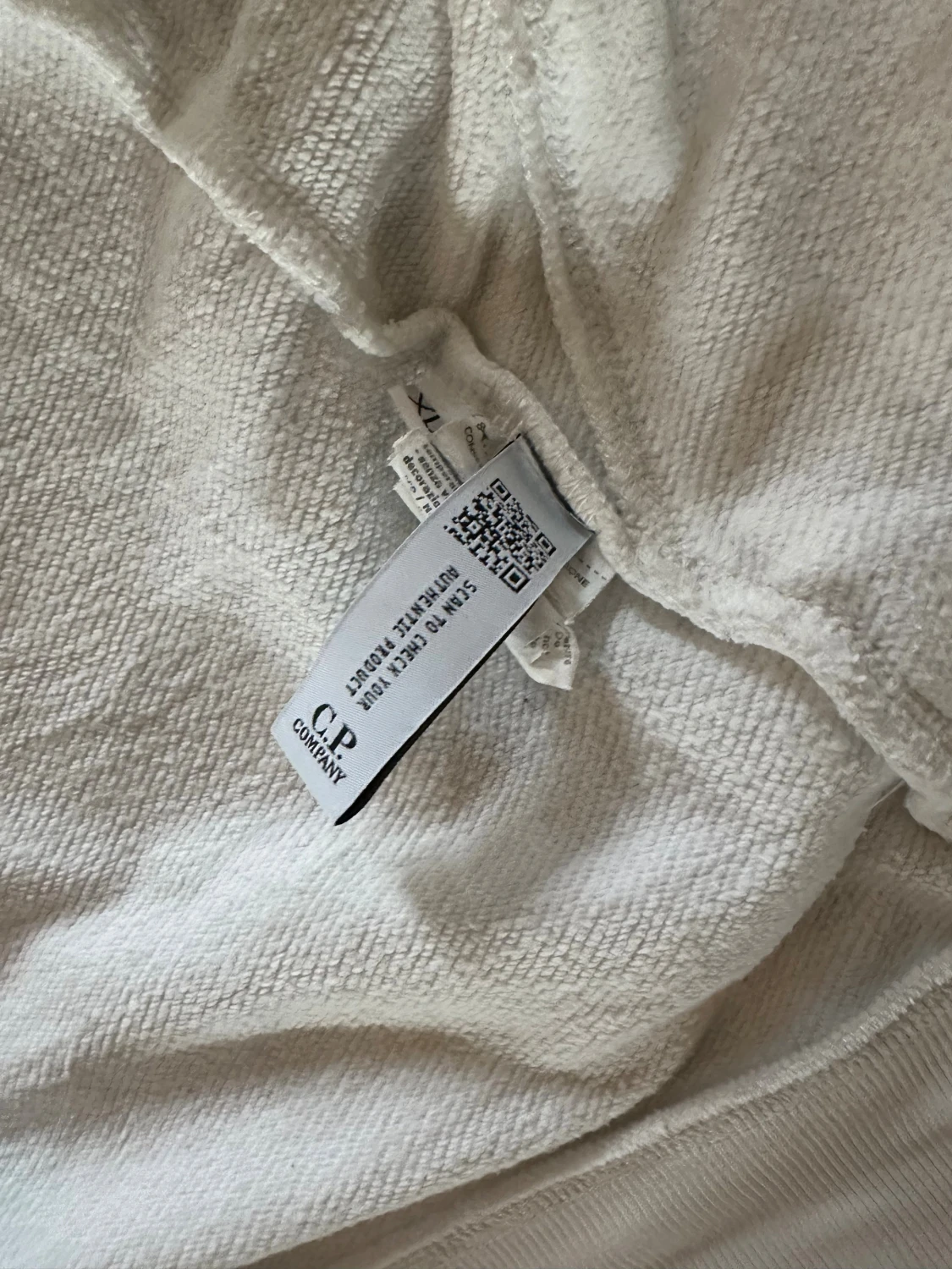 Vit hoodiejacka från C.P. Company  - 1