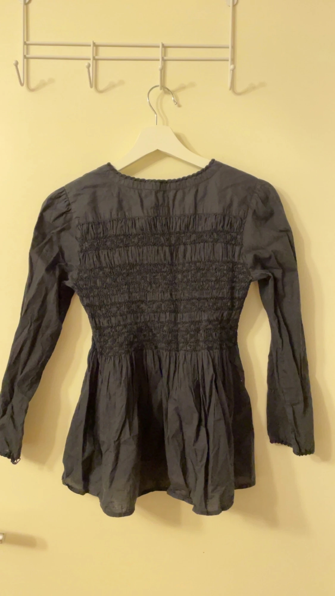 Svart blus från Odd Molly med knyt - 3