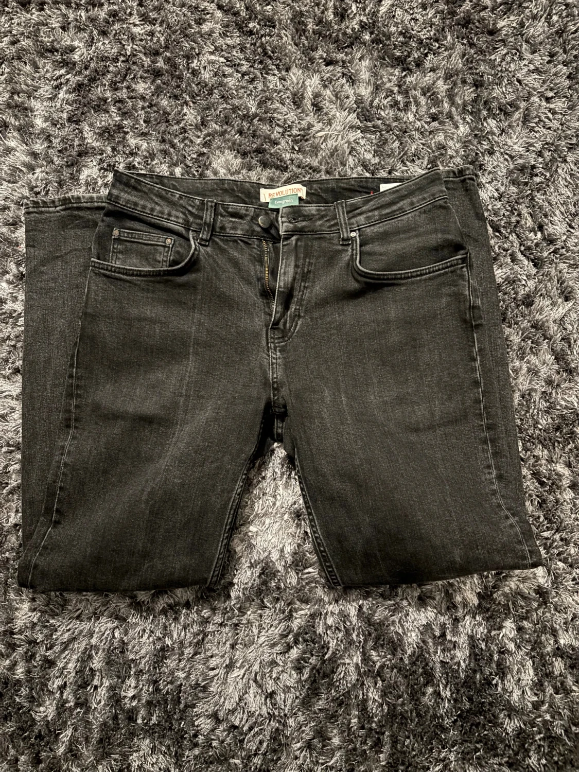 Svarta jeans från Revolution  - 1