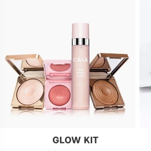 SÖKER CAIA SMINK!!!🫰🏻 - OBS! De måste vara oanvänt/testat!.               Söker följande caia produker, glow bronzer, glow blush, setting sprey, face pallet och highligter.      Vill helst att man har minst två saker pga fraktpriserna. Vill också helst köpa genom vinted så man får skriva sitt vinted konto om man har de💞