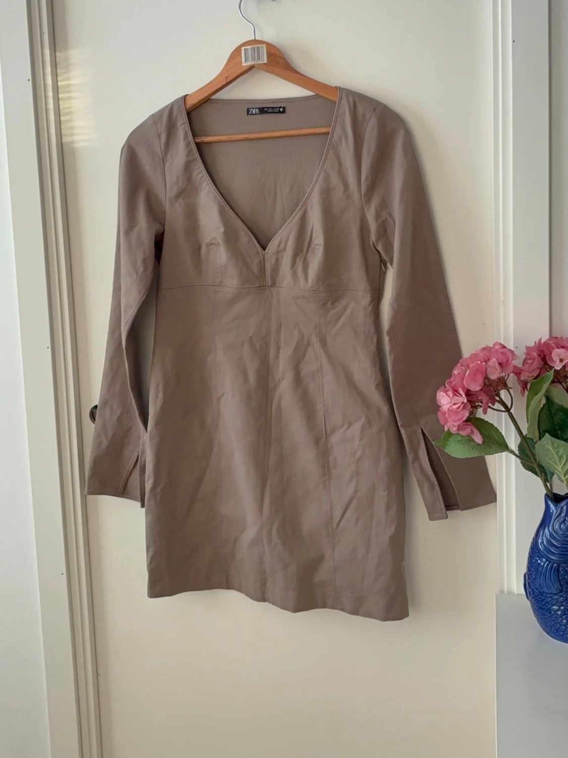 Zara SweetHeart Neckline mini long sleeve dress