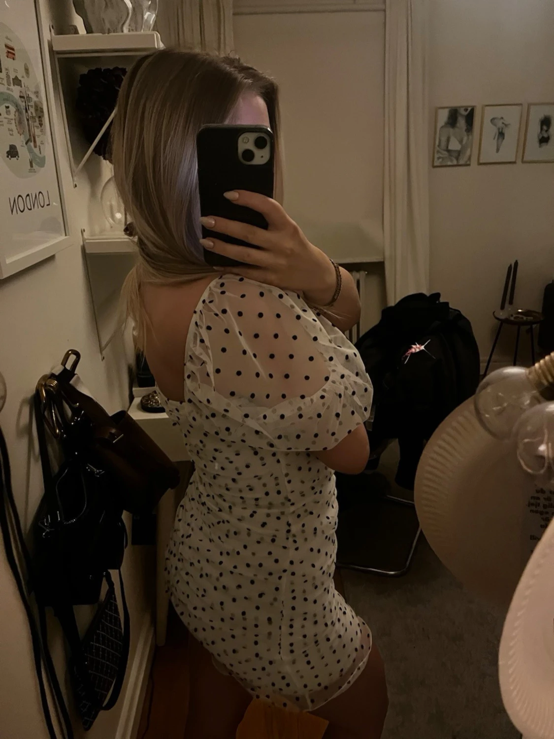 Prickig klänning - 1