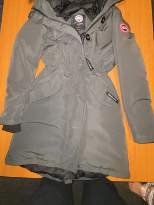 Canada goose dam jacka - Använt i ny skick inga skador inga märker p användning