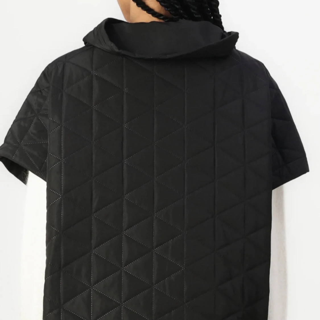Svart quiltad dunväst med krage - 1