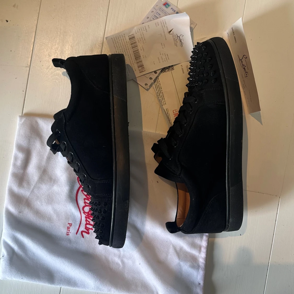 svarta sneakers med nitar - 3