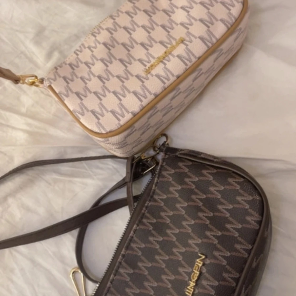 Beige axelväska från JUCWENCMILAN - 3