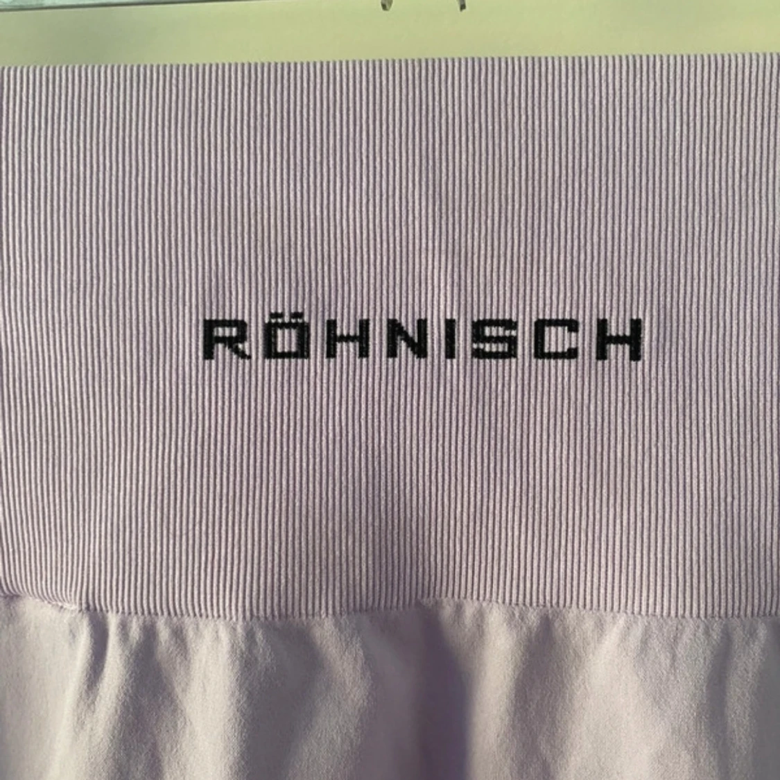 Ljuslila leggings från Röhnisch XS/S - 4