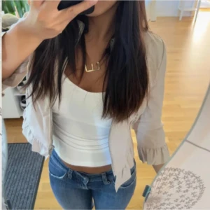 Ljusrosa skinn Jacka med volang  - Ljusrosa skinn Jacka med volang !!! 🌸🌸🥹🥹🥹