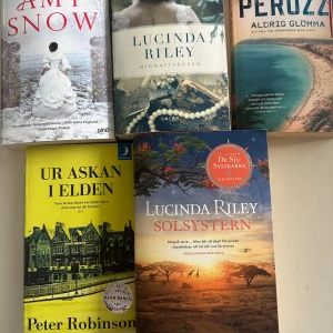 Svenska Böcker  - Superbra böcker för de som älskar att läsa! 150kr för alla! 
