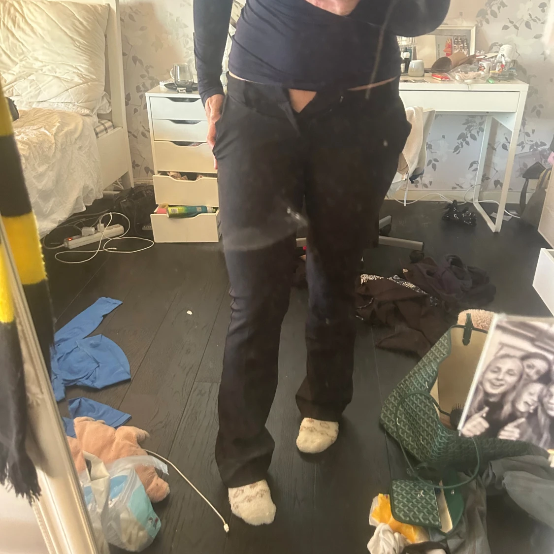 Svarta bootcut kostymbyxor Lågmidjade Vilma