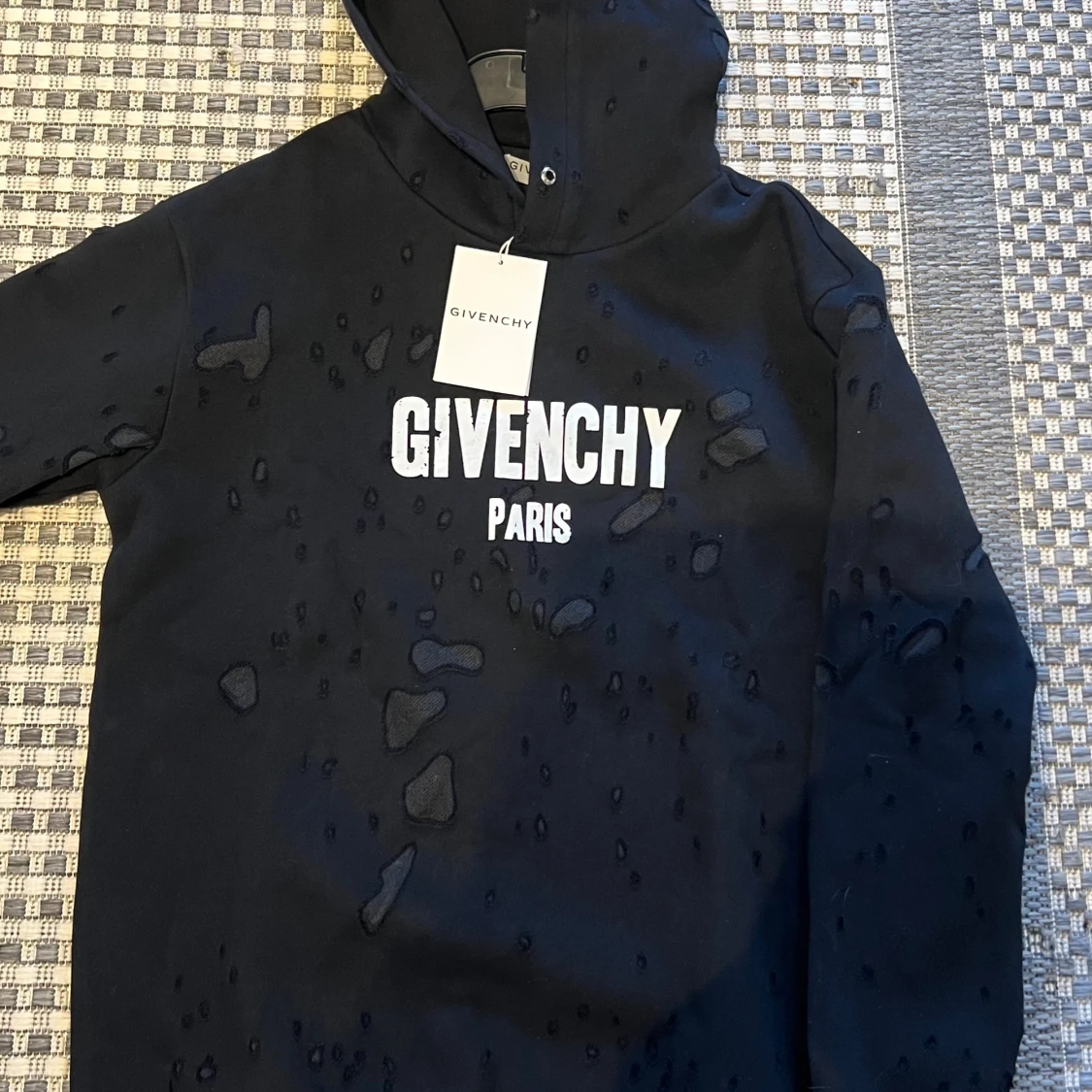 Svart hoodie från Givenchy Paris - 1
