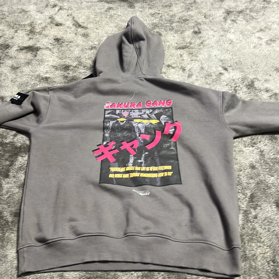 Grå hoodie Sakura Gang XS - 1