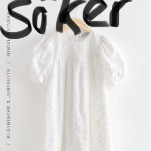 SÖKER denna vita &other stories klänning i storlek 38 - Pris går att prata om. Skriv snälla till mig om du är villig att sälja den.