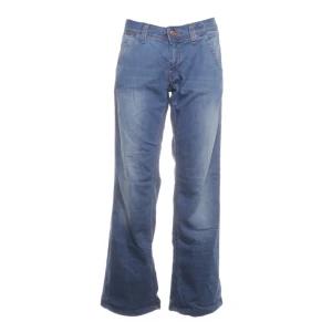 Blåa bootcut jeans - Jeans storlek 30, midjemått 82. Skriv för mer information. Ord pris: 200. Skriv innan ni använder köp nu. Mötts upp i Stockholm betalar endast med kontanter isf!! 