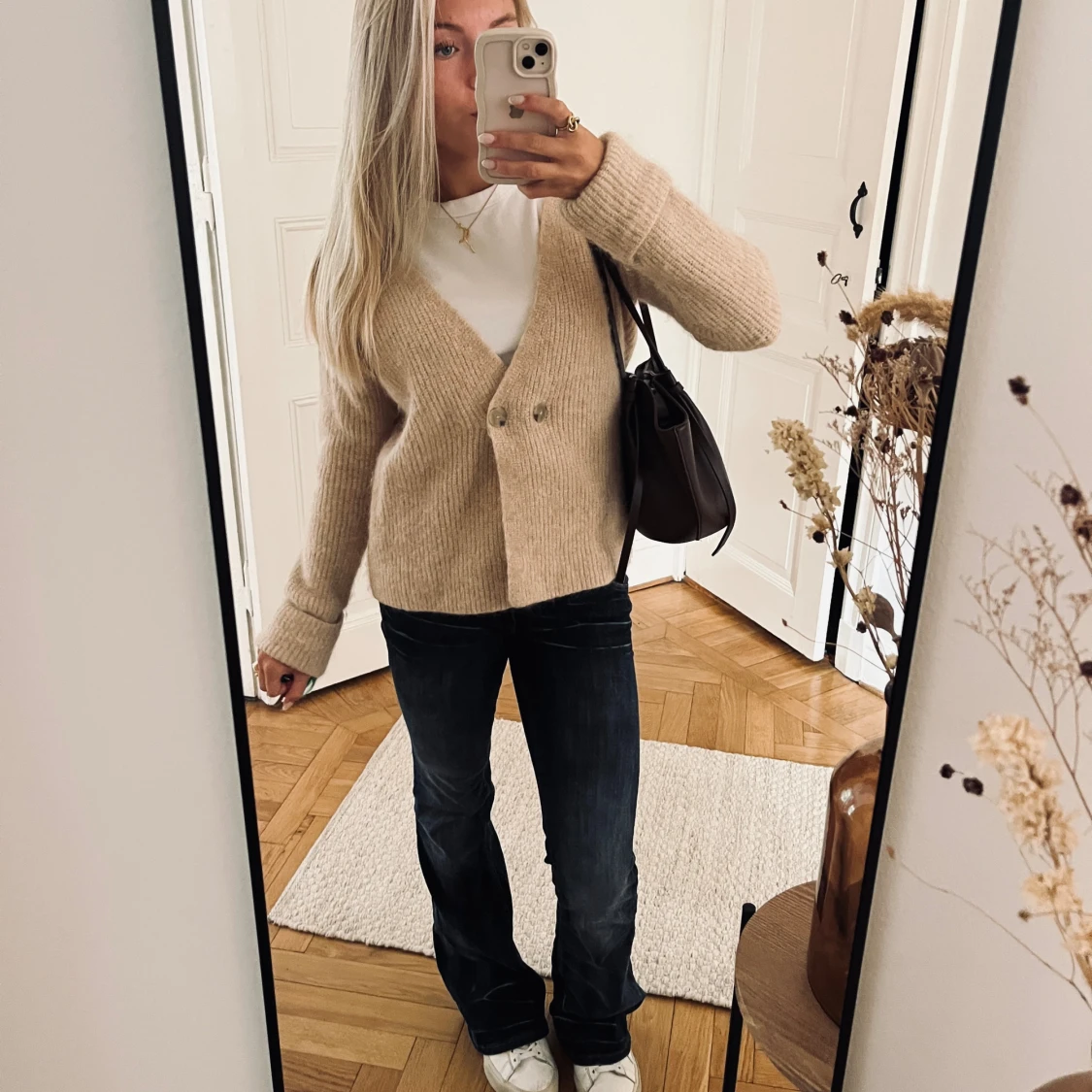 Beige stickad kofta från Zara