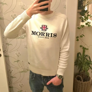 Morris stickad tröja - Supersnygg stickad tröja från Morris. Skriv om du undrar något! 🔥 Storlek: M (men drar mot S)