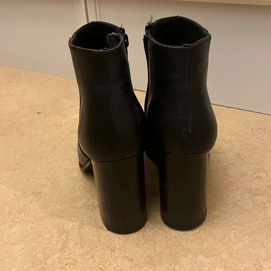 Svarta stövletter från KC Cobler - 2