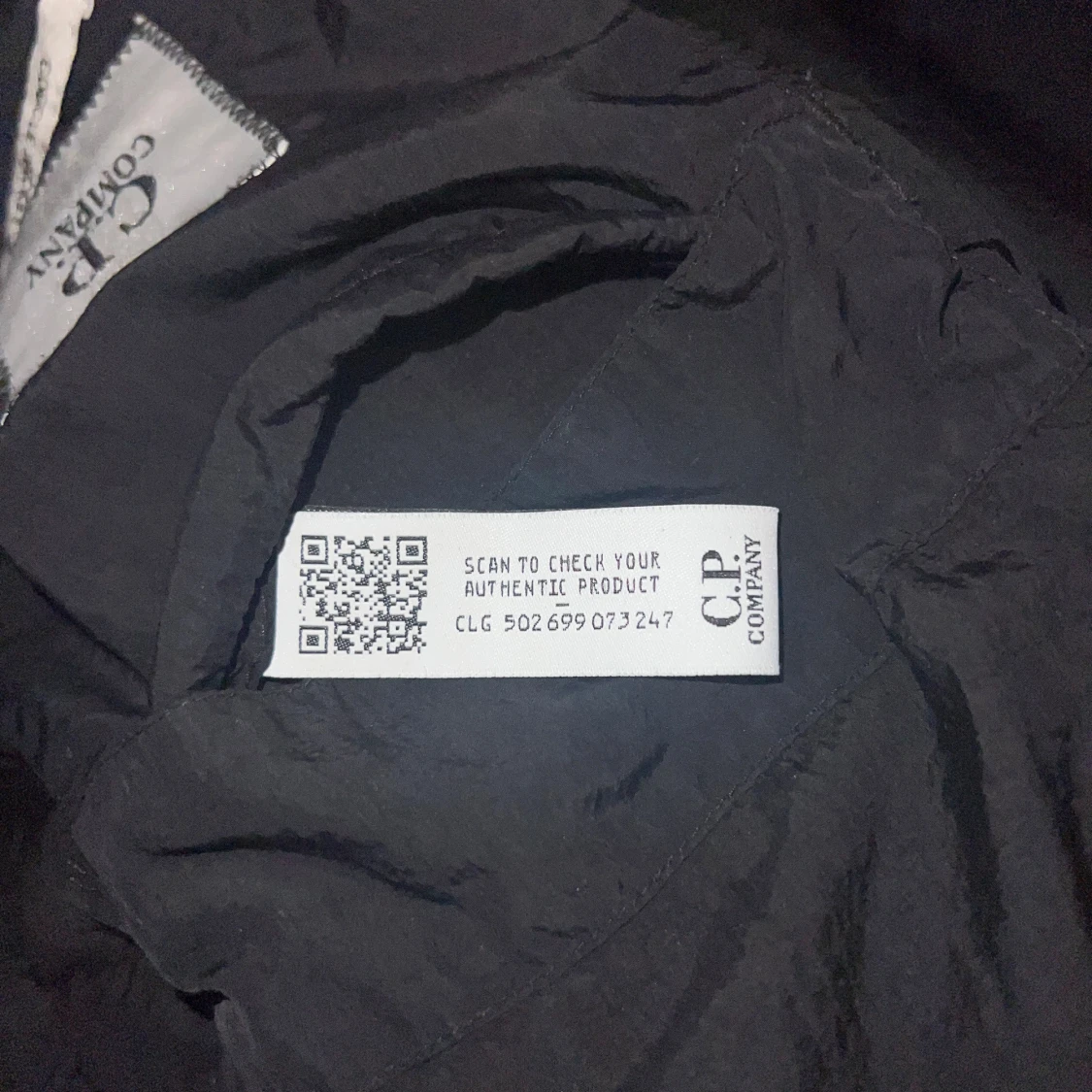 Svart vindjacka från C.P. Company - 3