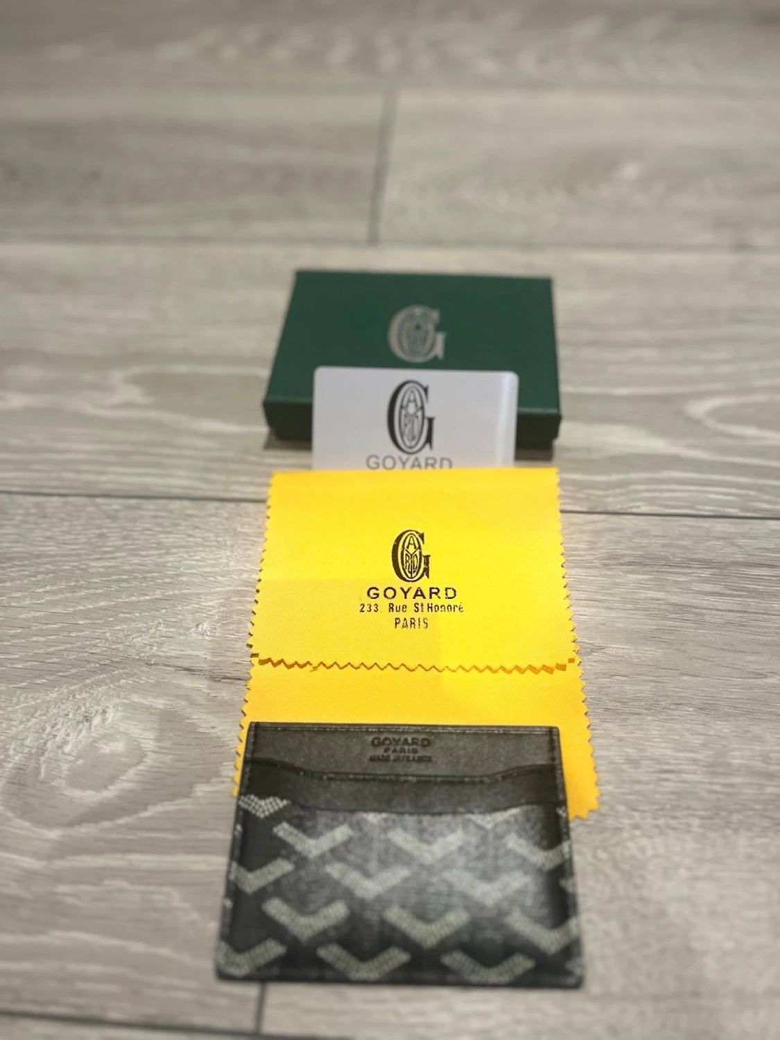 Plånbok från välkänt märke  - 1