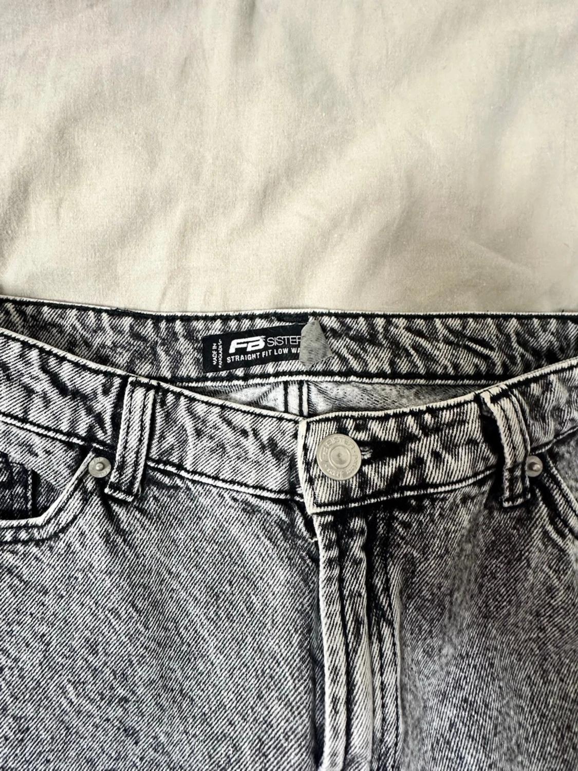 Grå straight jeans - 2