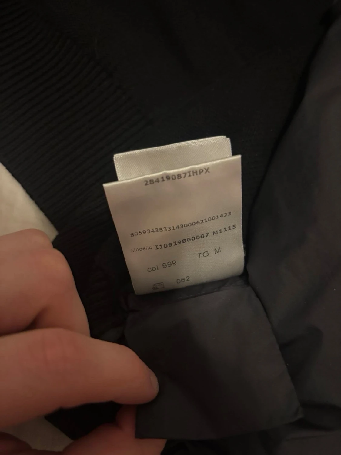 Svart Moncler pufferjacka - 4