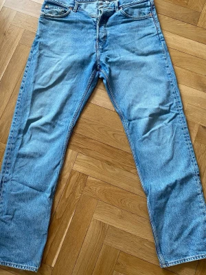 Weekday Space - Weekday space jeans. Mycket gott skick.