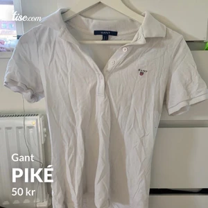 Gant pike  - Haft den sen 2017 men den är använd typ en gång då det inte är min stil, sitter som en vanlig S