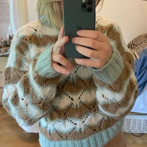 Stickad tröja  - Från Zara, använt med fint skick