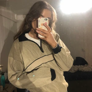 Vintage Murrey zip-up tröja - Härlig Vintage Murrey zip-up tröja/sweater