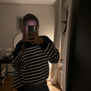 Randig tröja 💗💓 - Jätte skön stickad tröja från zara 🤍💙🤍💙