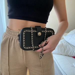 Väska i perfekt skick från zara - Fler bilder längre ner i min profil