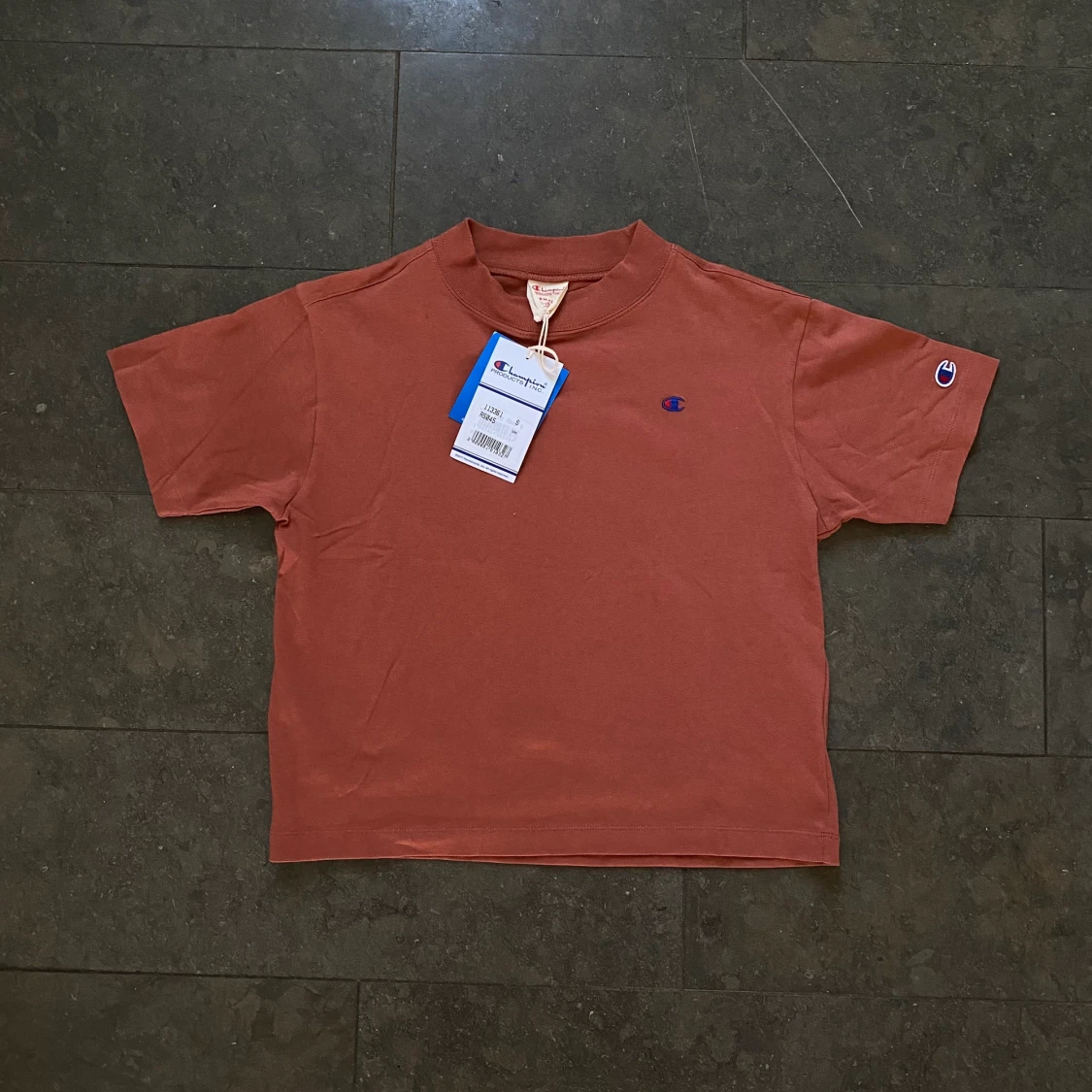 Champion t-shirt