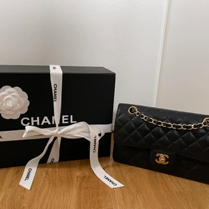 CHANEL FLAPBAG - SÅLD