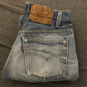 Levis jeans - Säljer dessa Levis jeans i storlek 34, köpa secondhand