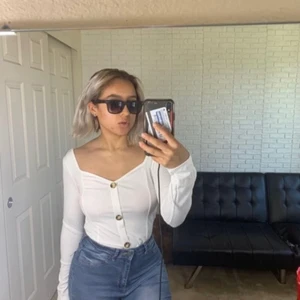 Shein white t shirt - M  - White bottoms shirt from shein, M but can fit a L as well!🥰 