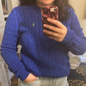 Stickat Ralph Lauren tröja  - Stickat Ralph Lauren tröja i bra skick