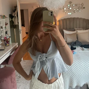 Topp - JÄTTESÖT topp ifrån hm. bra skick, skriv vid frågor ❤️