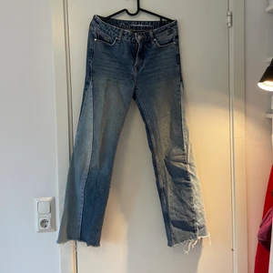 Jeans - Strl XS men passar S också.