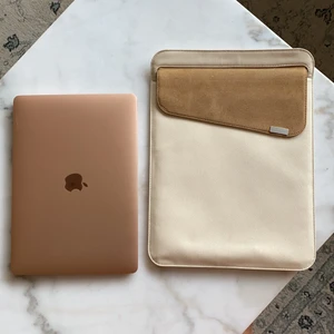 Datorväska  - Fin datorväska från Moshi. Så gott som oanvänd. 